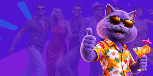 Mojo, il gatto viola di 247Vibes, alla festa di benvenuto